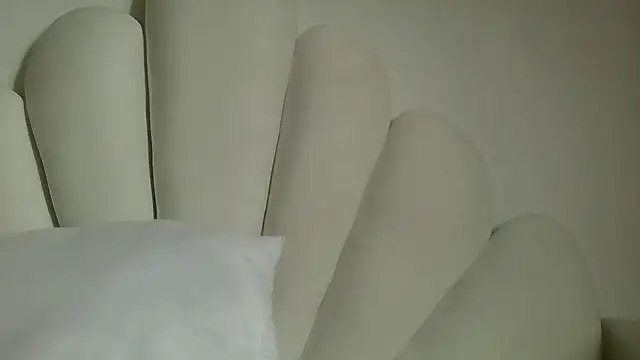 Cutie_Shy_ Live Chatraum