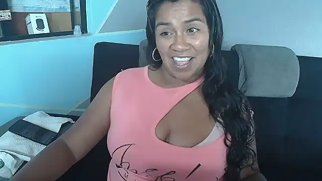 saggil23 – Naživo XXX chat