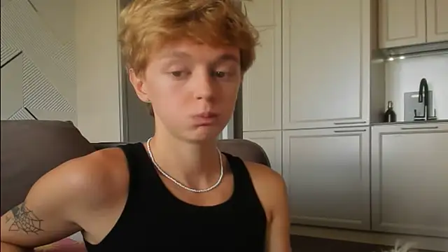 angelAndyy Adlı Modelin Canlı Seks Kamerası Şovu