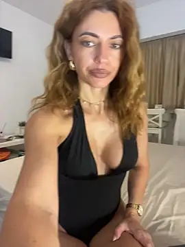 Sala de chat en directo de HoneyLove__