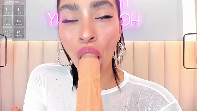 Chat ao vivo de Leamonroe__