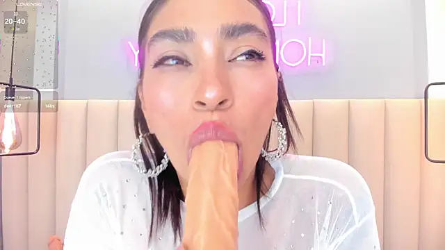 Živá chatovací místnost Leamonroe__