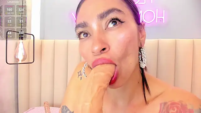 Leamonroe__ Live Chatraum