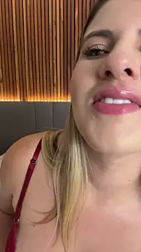 EmiilyAdams_ – live chatrum