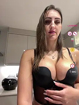 Bunny_LiveShow Chat Room in diretta
