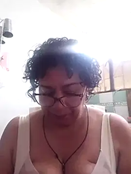 Pupi-Lanegra's Live Chat Room