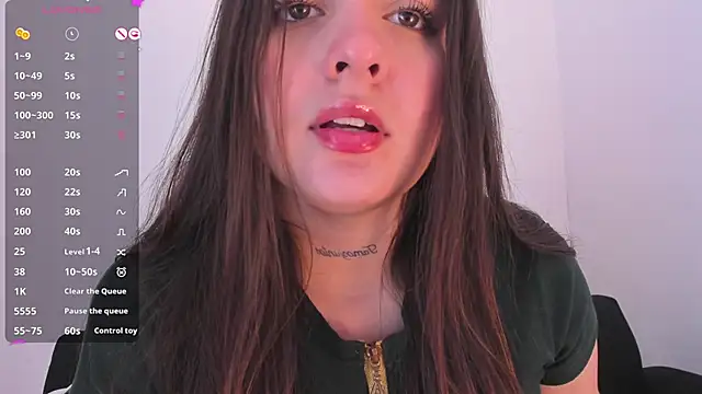 غرفة دردشة Sabrina_Lennox المباشرة