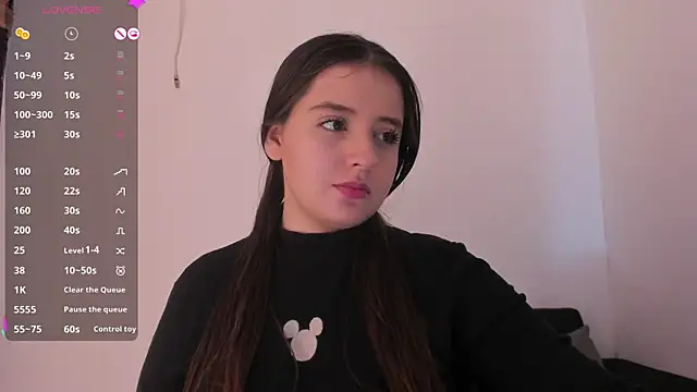 غرفة دردشة Sabrina_Lennox المباشرة