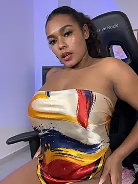 aleja_montiel__ Live Chatraum