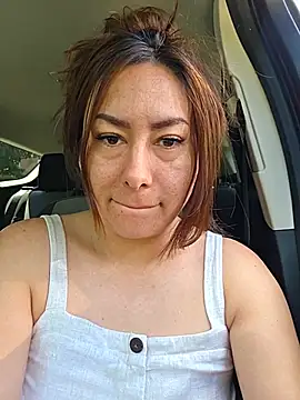 IAmScarlettLove Adlı Modelin Canlı Sohbet Odası