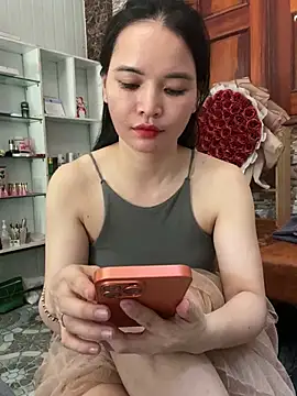 LiLi-Kirix99 Cameră chat live