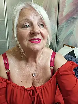 AvrilMillers Adlı Modelin Canlı Sohbet Odası