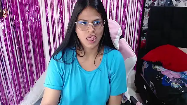 SweetAlmaa Live chatroom