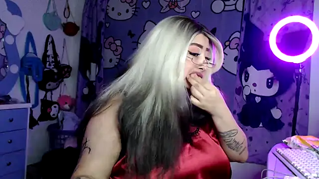 lussyevans24 Live chatroom