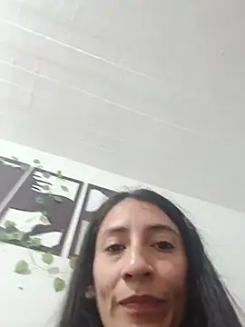 LaNenaDeArgentina_Karol's Live Chat Room