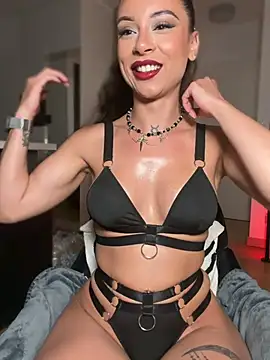 Chat soba uživo modela only_cara_mella