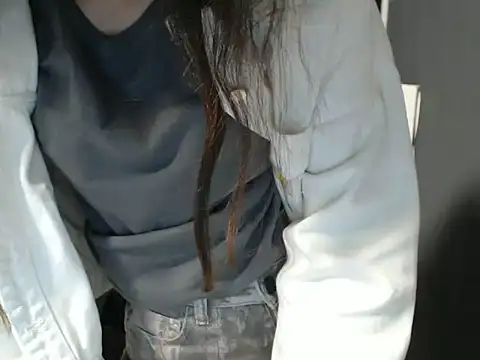Živá chatovací místnost tart_girl