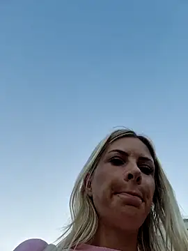 Živá chatovací místnost Luna_Veil