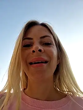 Chatroom en direct de Luna_Veil