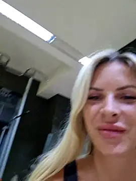 Luna_Veil Live Chatraum