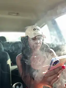 Blazerina Live chatroom