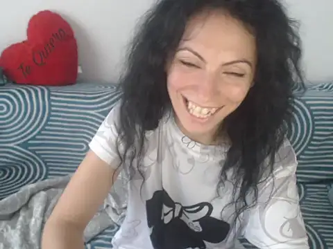 Živá chatovací místnost Emmatoo