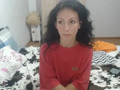 Emmatoo Live chatroom
