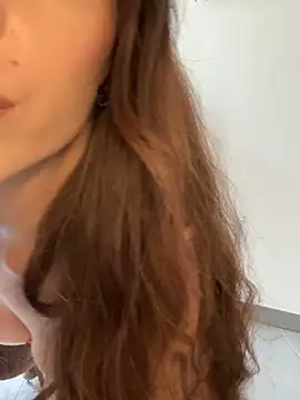 Živá chatovací místnost Eyline