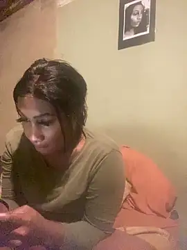 Moorella1 Show in webcam