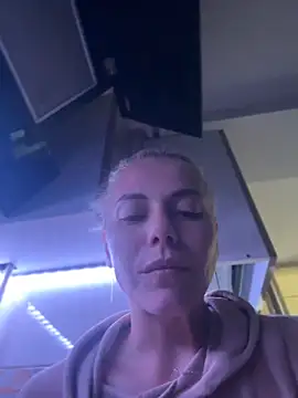 tanyagrey live-chat rom