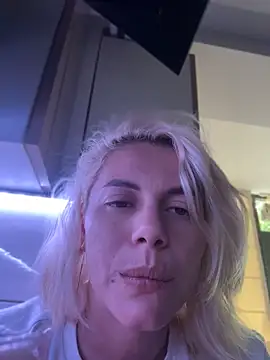 Sala de chat en directo de tanyagrey