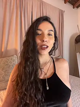 ThaliaRivera_'s Live Chat Room