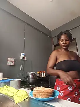TrishaKalid Live Chatraum