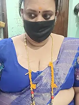 ashikaa_r's Live Chat Room