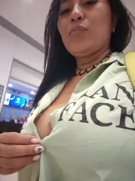 luisa16xxx 실시간 채팅방