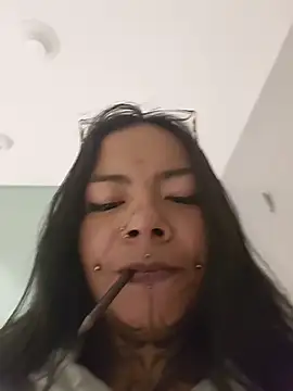 Sala de chat ao vivo de nicole_volkov