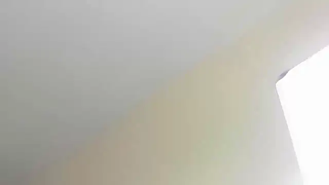ElleLuv_ Live chatroom