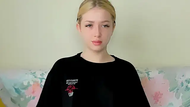 ElleLuv_ Adlı Modelin Canlı Sohbet Odası