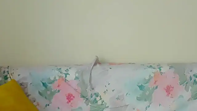 ElleLuv_ Live Chatrum