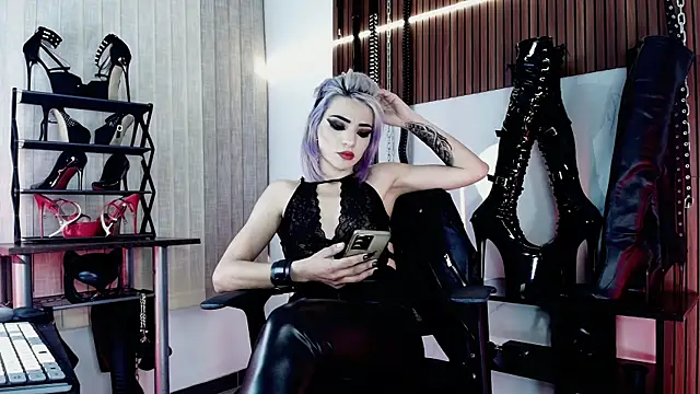 missdarklady – live chatrum
