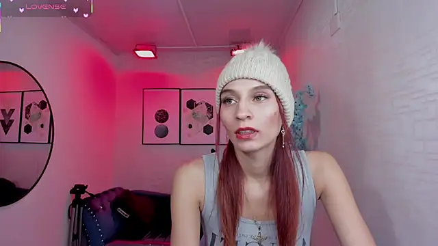 Tamara_slimx's Live Chat Room