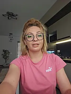 غرفة دردشة Bel_lla036Bella المباشرة