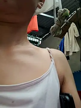 Basanis68 Cameră chat live