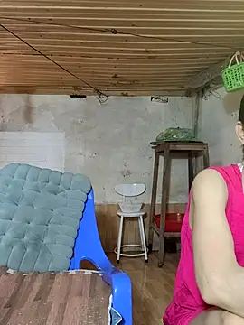 Živá chatovací místnost Basanis68