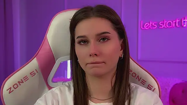 DianaVert Adlı Modelin Canlı Sohbet Odası