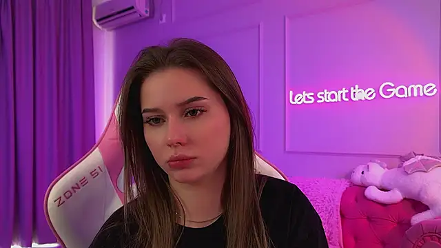 DianaVert Adlı Modelin Canlı Sohbet Odası