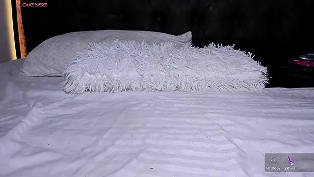 Živá chatovací místnost LiaKarter