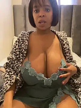 غرفة دردشة Saggy_areola95 المباشرة