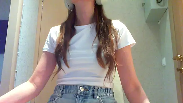 Chat soba uživo modela khu_yam