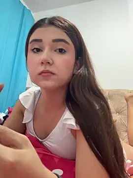 mia_cooper_24's Live Chat Room